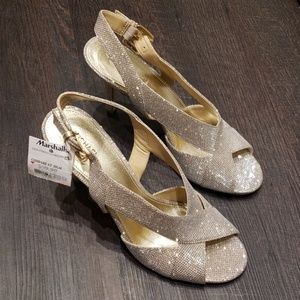 Gorgeous NWT Michael Kors heels